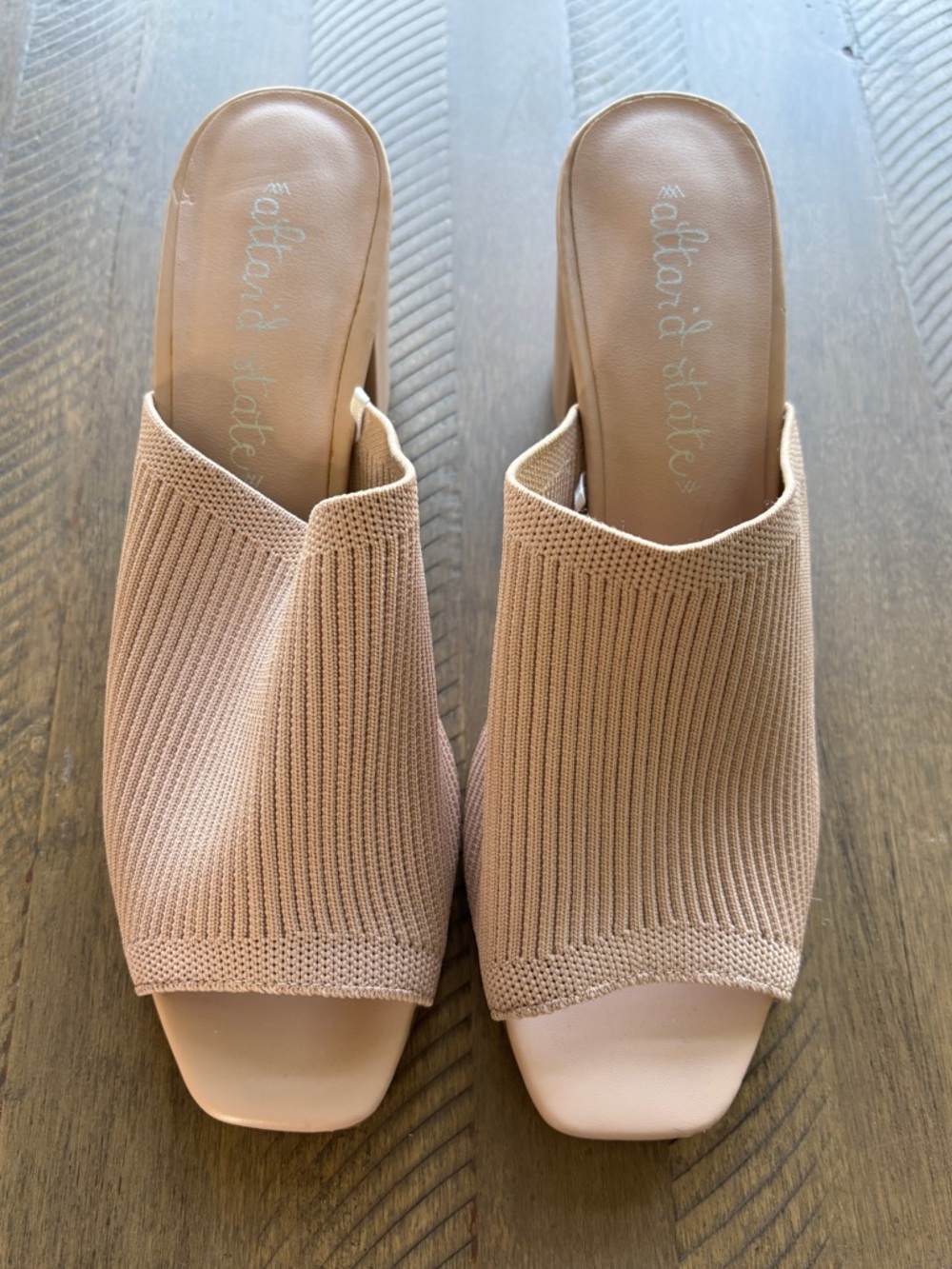 Altar’d State Tan Mule Knit Slides. Size 9